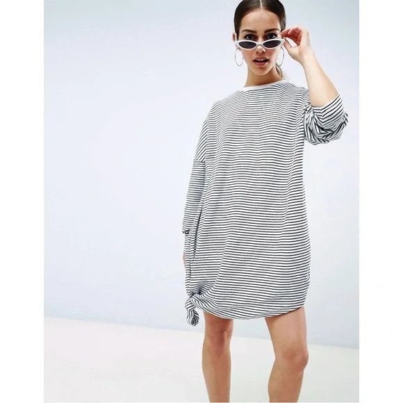 Missguided Oversized White Stripe Knot Detail T-shirt Dress